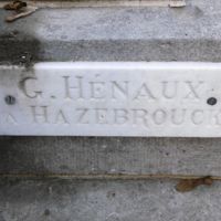 HENAUX Gabriel Marbrier sur le monument