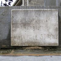 MICHEL & DHOLLANDE Marbrerie sur le monument