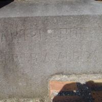 WIART-LARDEUR Maurice (WIART Maurice, époux LARDEUR dit) Marbrier-Sculpteur sur le monument
