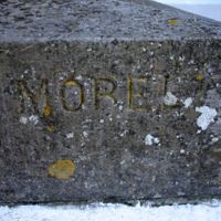 MOREL René Marbrier sur le monument