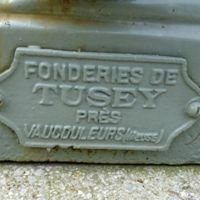 TUSEY (Société Anonyme des fonderies et ateliers de construction de) Fonderie sur le monument