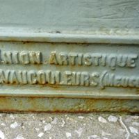 UNION ARTISTIQUE INTERNATIONALE DE VAUCOULEURS Fonderie sur le monument
