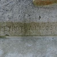 PEYNOT Émile Sculpteur sur le monument