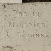 BOBEUF Georges Tailleur(s) de pierres sur le monument