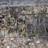 BECQUEREL André Sculpteur sur le monument