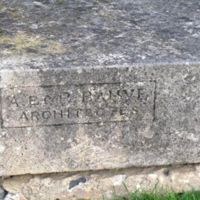 BAUVE A. et P. Architecte sur le monument