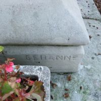 GEHANNE Marbrier-Sculpteur sur le monument