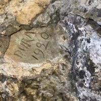 DURASSIER Eugène Sculpteur sur le monument