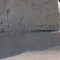 LECHERE F. Architecte sur le monument
