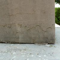 OUVRIÈRE Société Entrepreneur sur le monument