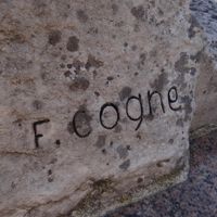 COGNÉ François Sculpteur sur le monument