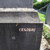 LESOBRE Marbrier sur le monument