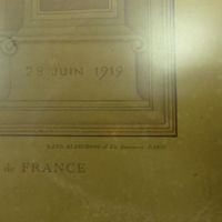 LANG. BLANCHONG & Cie Imprimeur sur le monument