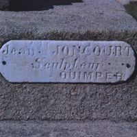 JONCOURT Jean Sculpteur sur le monument