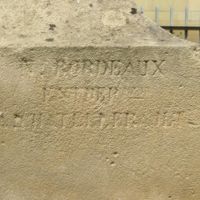BORDEAUX Narcisse Marbrier-Sculpteur sur le monument