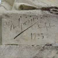 DELPÉRIER Georges Sculpteur sur le monument