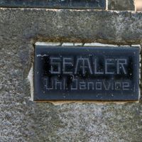 SEMLER Marbrier sur le monument