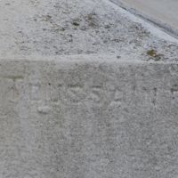 TOUSSAINT Marbrier sur le monument