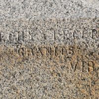 DECHY - LECERF Granitier sur le monument