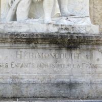 BLOCH Armand Sculpteur sur le monument