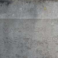 NICAISE Marbrier sur le monument