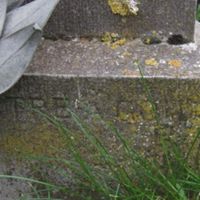 DECOSTRE A. Marbrier sur le monument