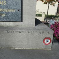 BOULOGNE-MASSIN Marbrier sur le monument