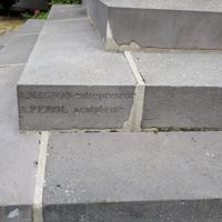 MAGNON A. Entrepreneur sur le monument