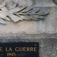 MULLER Alfred Marbrier sur le monument