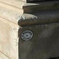 ROUGIER Charles Marbrier-Sculpteur sur le monument